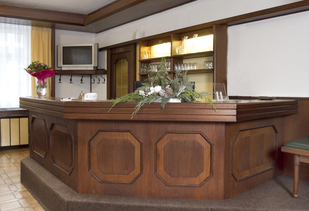 Hotel Zur Sonne Корнойбург Екстериор снимка